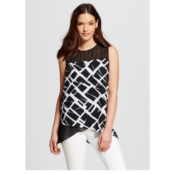 Zac & Rachel‎ Top Womens Small Black White Geometric Asymmetrical Blouse - Picture 1 of 8